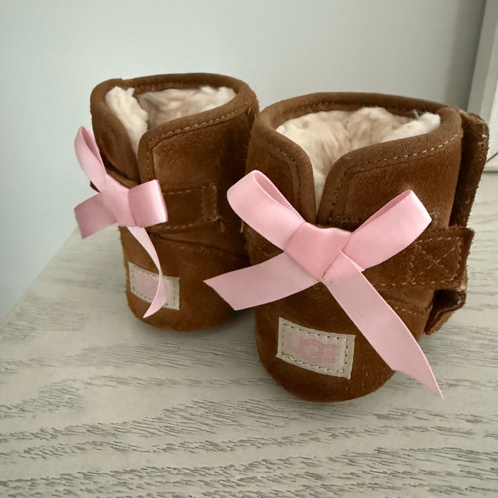 Brown Baby Booties with Pink Bows UGGs